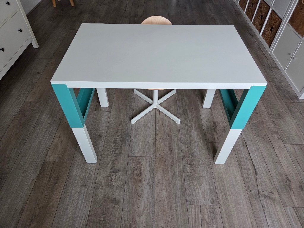 Kinderbureau PÅHL met stoel, Ophalen, Zo goed als nieuw, Tafel(s) en Stoel(en)