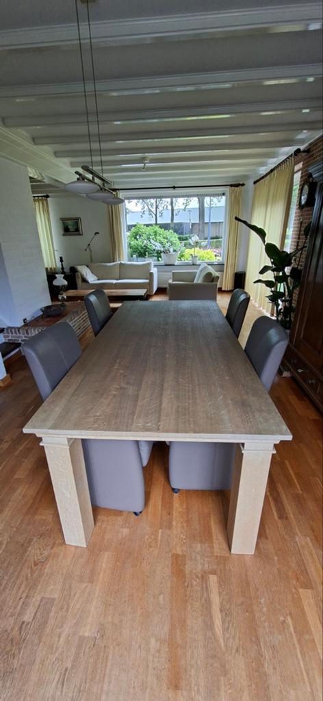 Mooie houten eettafel, Ophalen