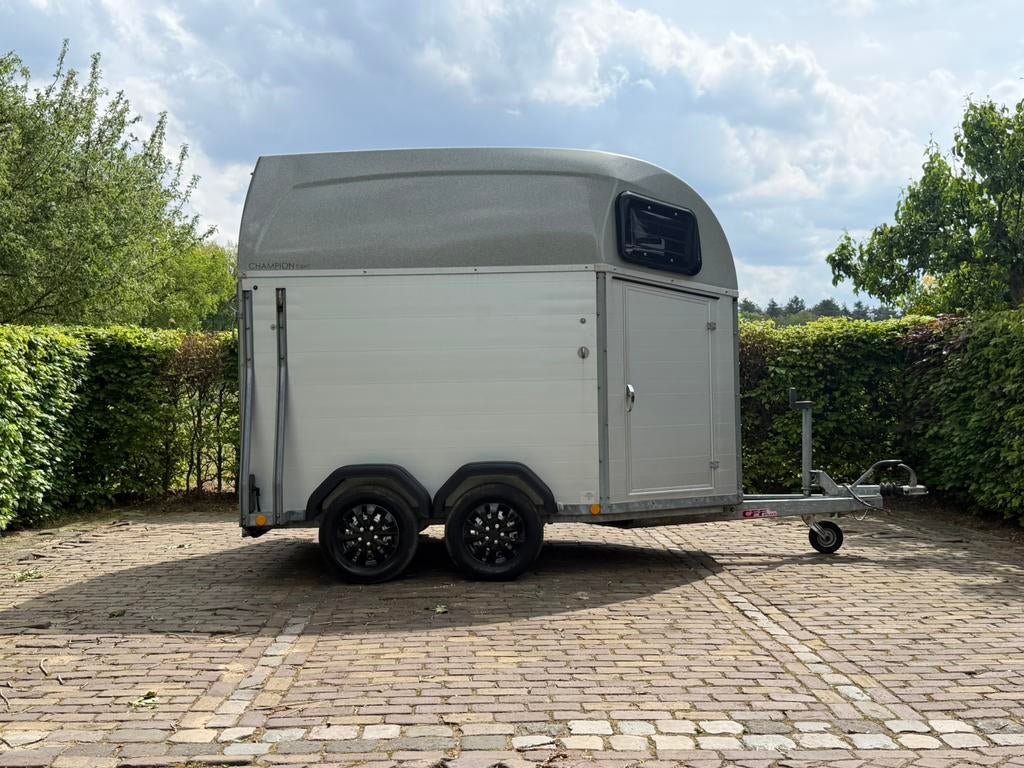 Vol aluminium 2 paards Bockmann champion, Dieren en Toebehoren, Paarden en Pony's | Trailers en Aanhangwagens, Ophalen, TT Paardentrailers