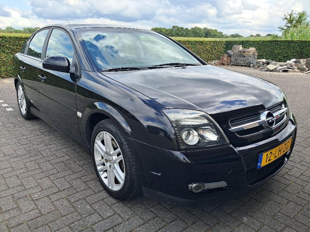 Opel Vectra 3.2 V6 GTS | Climate Control | Cruise Control, Voorwielaandrijving, Zwart, Leder en Stof, Handgeschakeld