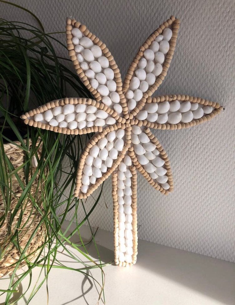 Wandhanger palmboom palmtree schelpen Bali wit beige, Huis en Inrichting, Beige, Nieuw, Ophalen of Verzenden, Natuurlijk materiaal