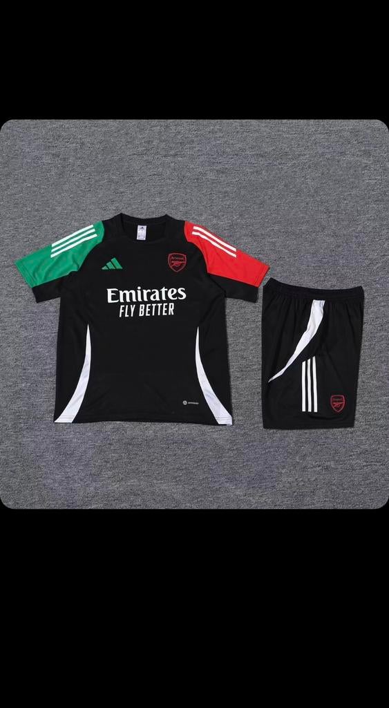 Voetbalshirts, elke maat en club mogelijk., Verzamelen, Sportartikelen en Voetbal, Verzenden, Zo goed als nieuw, Buitenlandse clubs