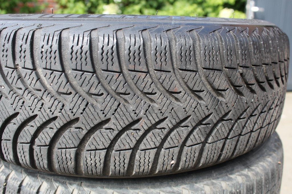 Michelin , Alpin, winterband , 185 x 65  R 15 , Peugeot, Auto-onderdelen, Banden en Velgen, Ophalen, 15 inch, Banden en Velgen