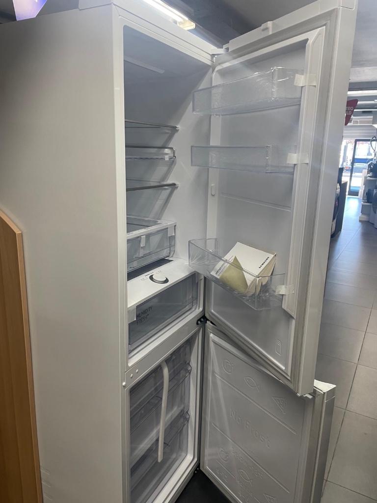 Koelkast Samsung *nieuw in doos*, Witgoed en Apparatuur, Ophalen, 200 liter of meer, Nieuw, 160 cm of meer