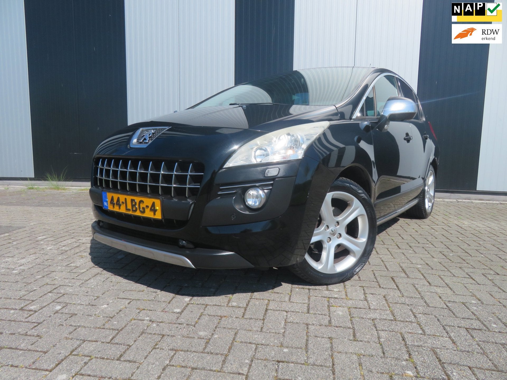 Peugeot 3008 1.6 THP GT, Auto's, Peugeot, Dealer onderhouden, Gebruikt, Zwart, 4 cilinders