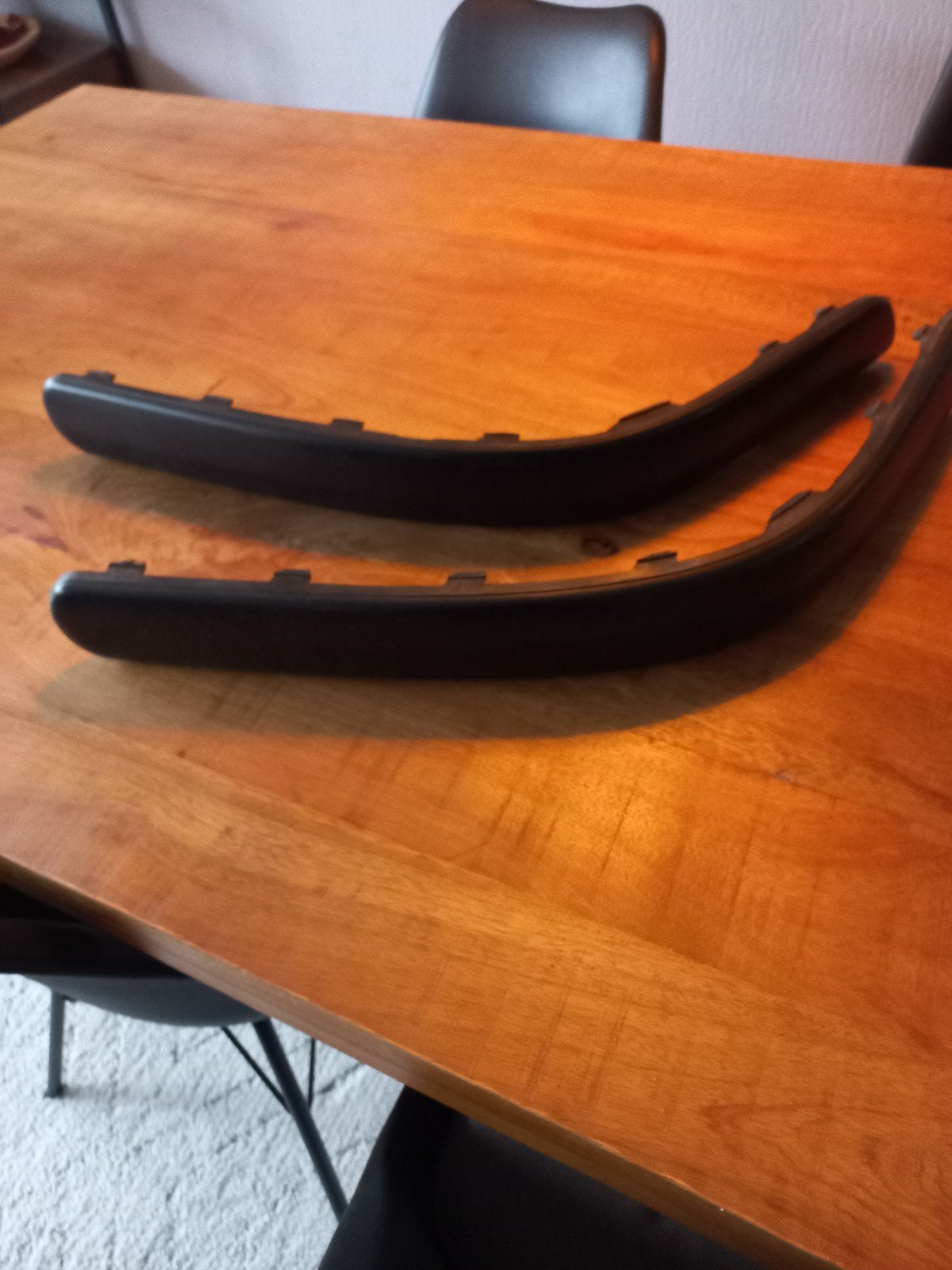 2 bumpersierstrips achterbumper golf 4, Auto diversen, Tuning en Styling, Ophalen