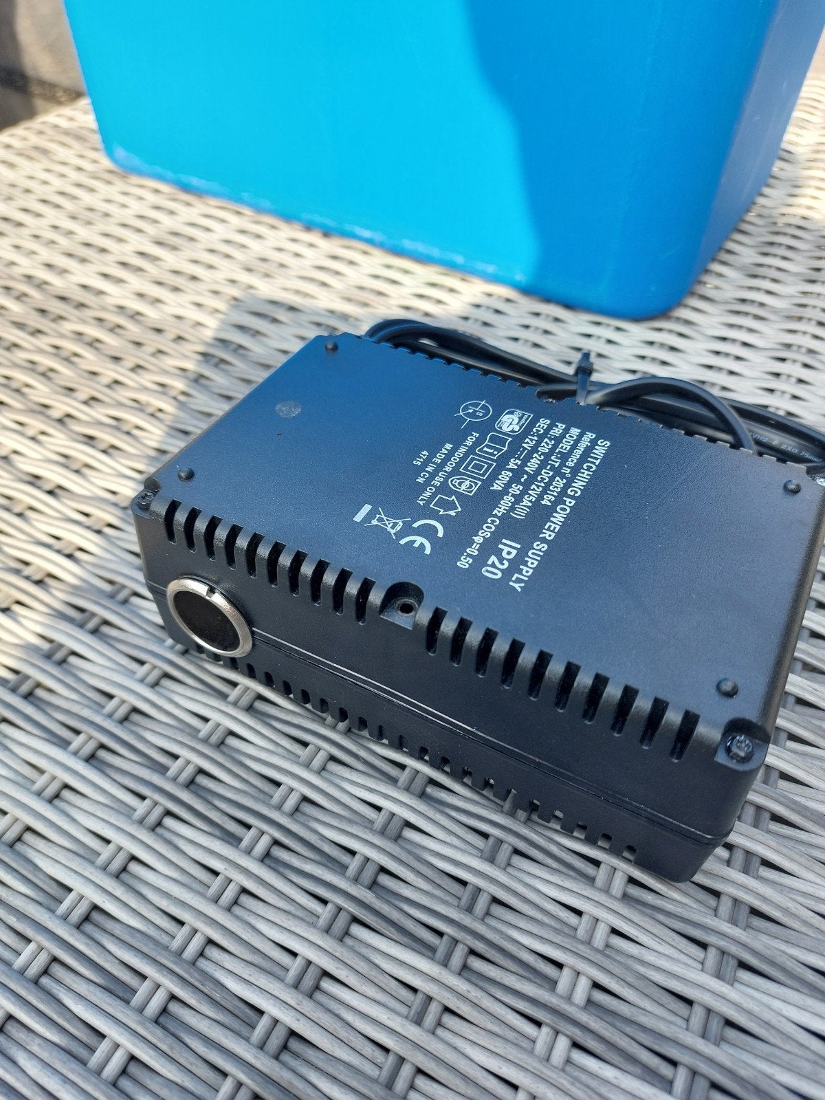 Omvormer 220volt naar 12 volt, Ophalen of Verzenden, Zo goed als nieuw, Elektrisch