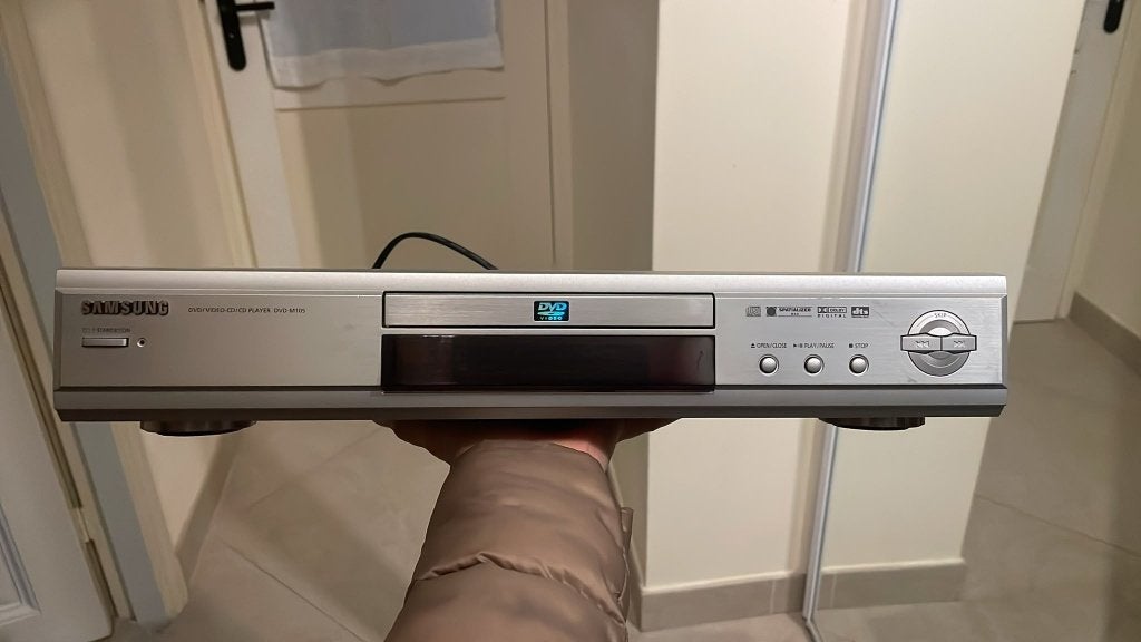 Samsung DVD-M105 DVD / CD Player, incl. Afstandsbediening!, Ophalen of Verzenden, Zo goed als nieuw, Dvd-speler, Samsung