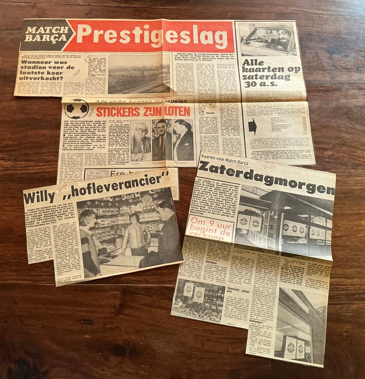 3x voetbal krantenartikel voor PSV - FC Barcelona mei 1974, Verzamelen, Tijdschriften, Kranten en Knipsels, Ophalen of Verzenden