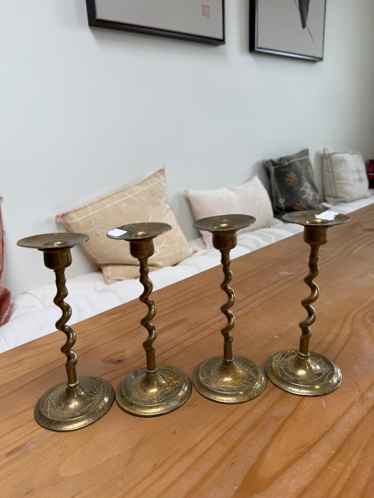 Vintage set van 4 messing spiraal kandelaars, Ophalen of Verzenden, Overige materialen