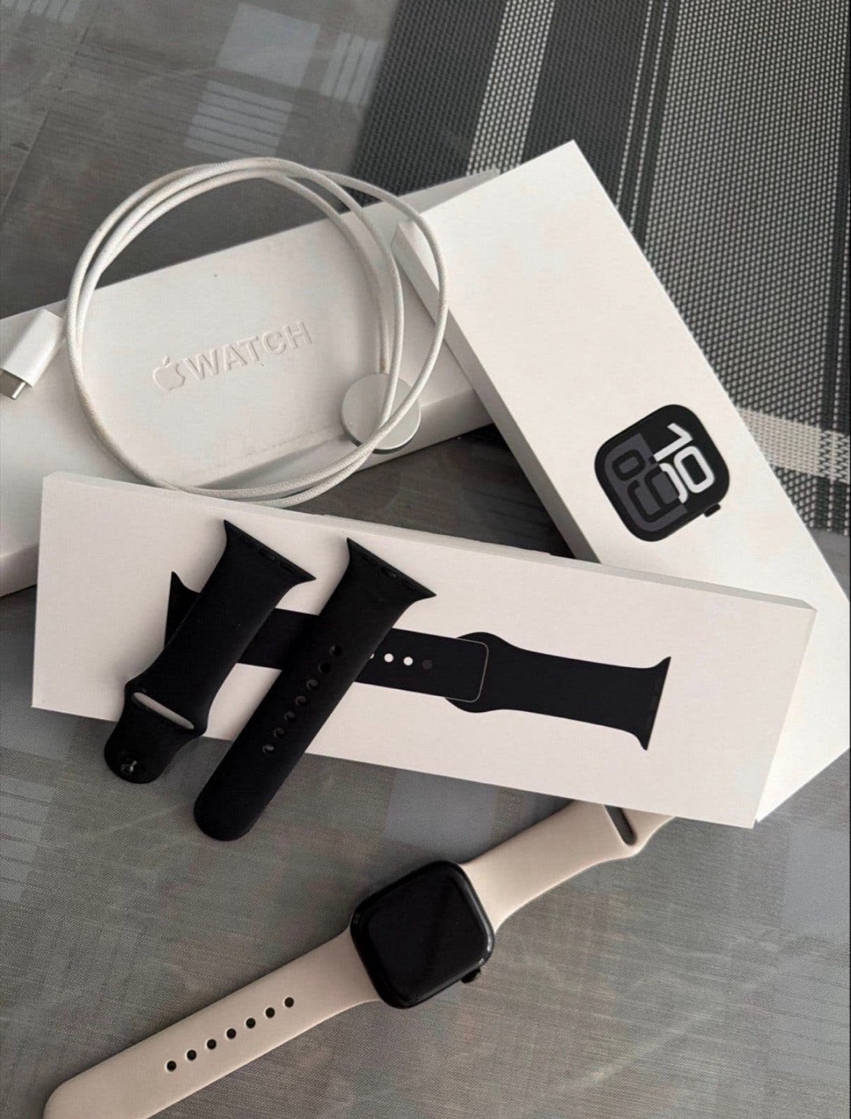 Apple Watch Series 10 (GPS) 42mm graag zo snel mogelijk weg, Ophalen, Stappen, Zwart, IOS