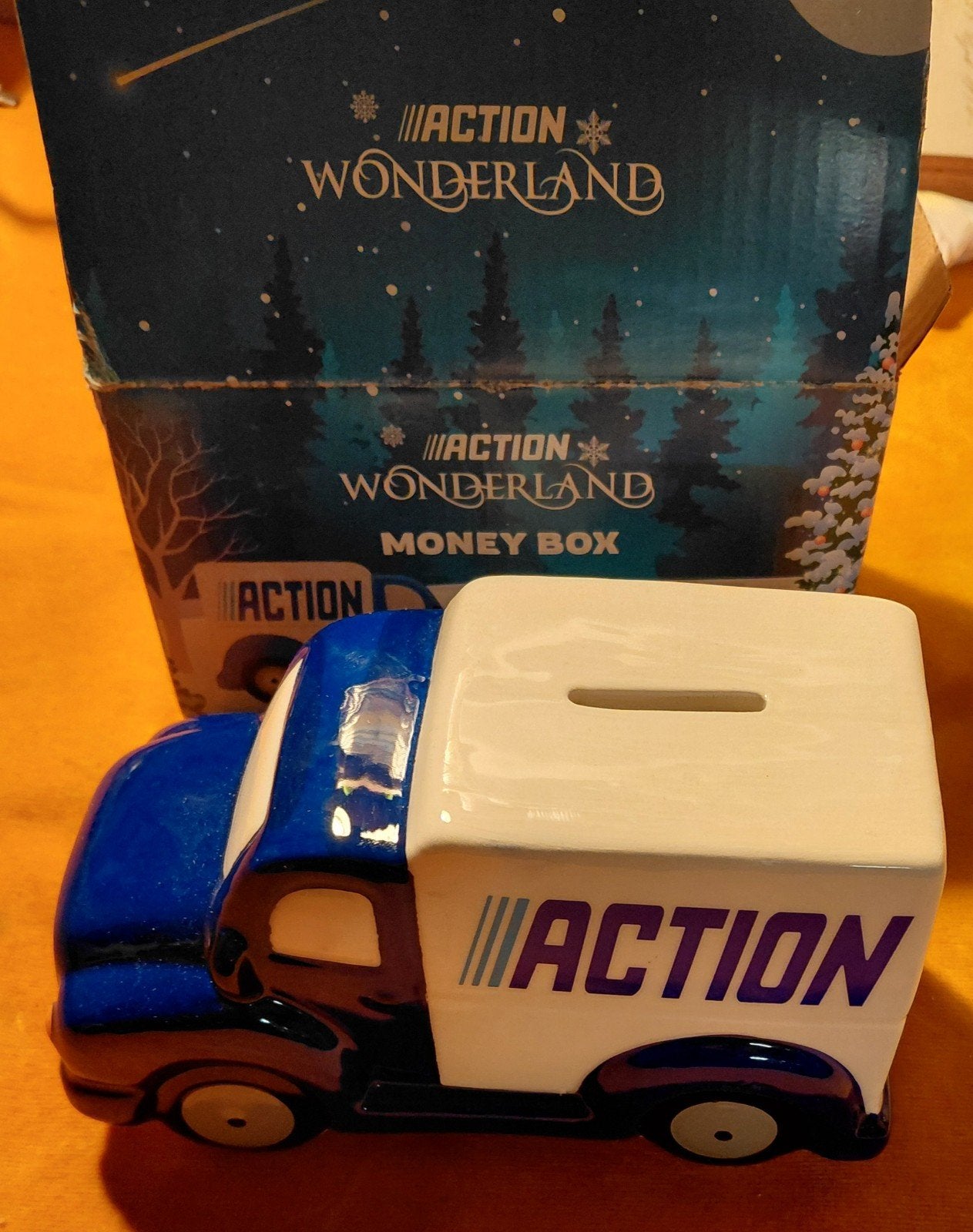 (228) Action Wonderland spaarpot vrachtwagen, Ophalen of Verzenden, Nieuw, Steen, Aardewerk of Keramiek, Vervoermiddel
