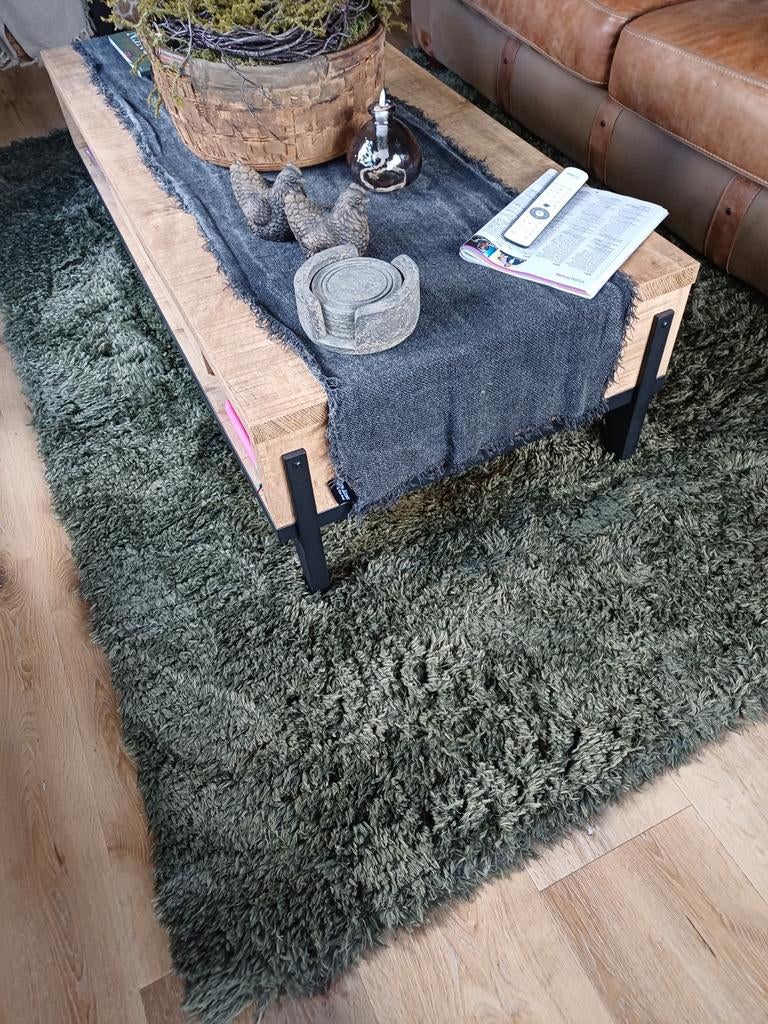 Vloerkleed zo goed als nieuw, kleur groen., Ophalen, 200 cm of meer, Zo goed als nieuw, Rechthoekig