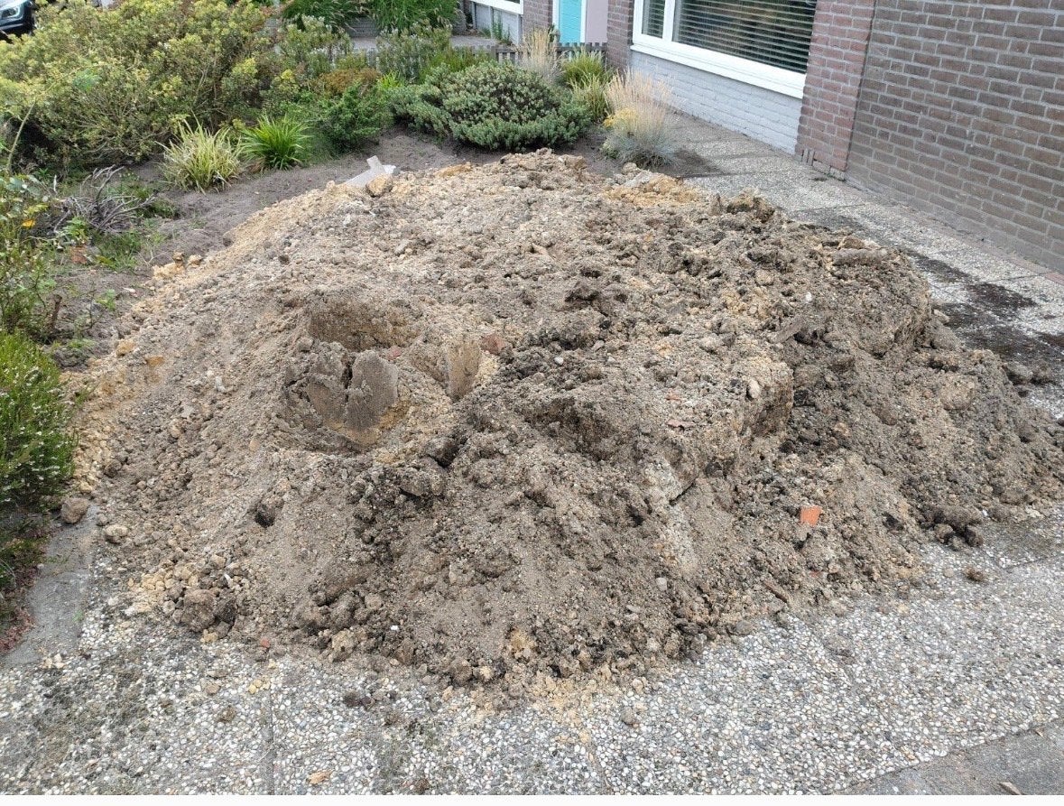 Gratis zand af te halen voor tuin of bestrating, Ophalen, Gebruikt, Ophoogzand