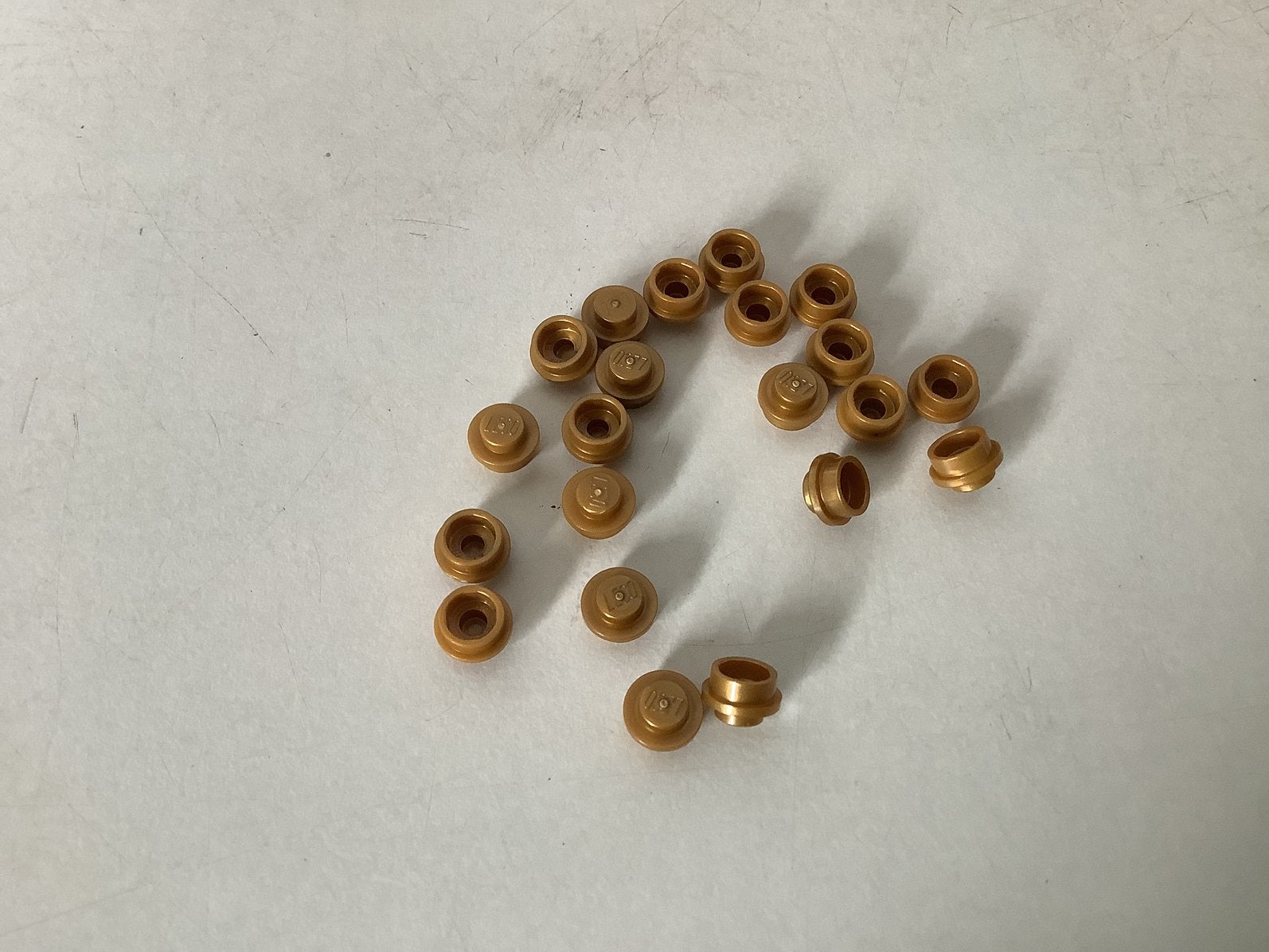 Lego plaat 1x1 rond mat goud, Ophalen of Verzenden, Gebruikt, Losse stenen, Lego