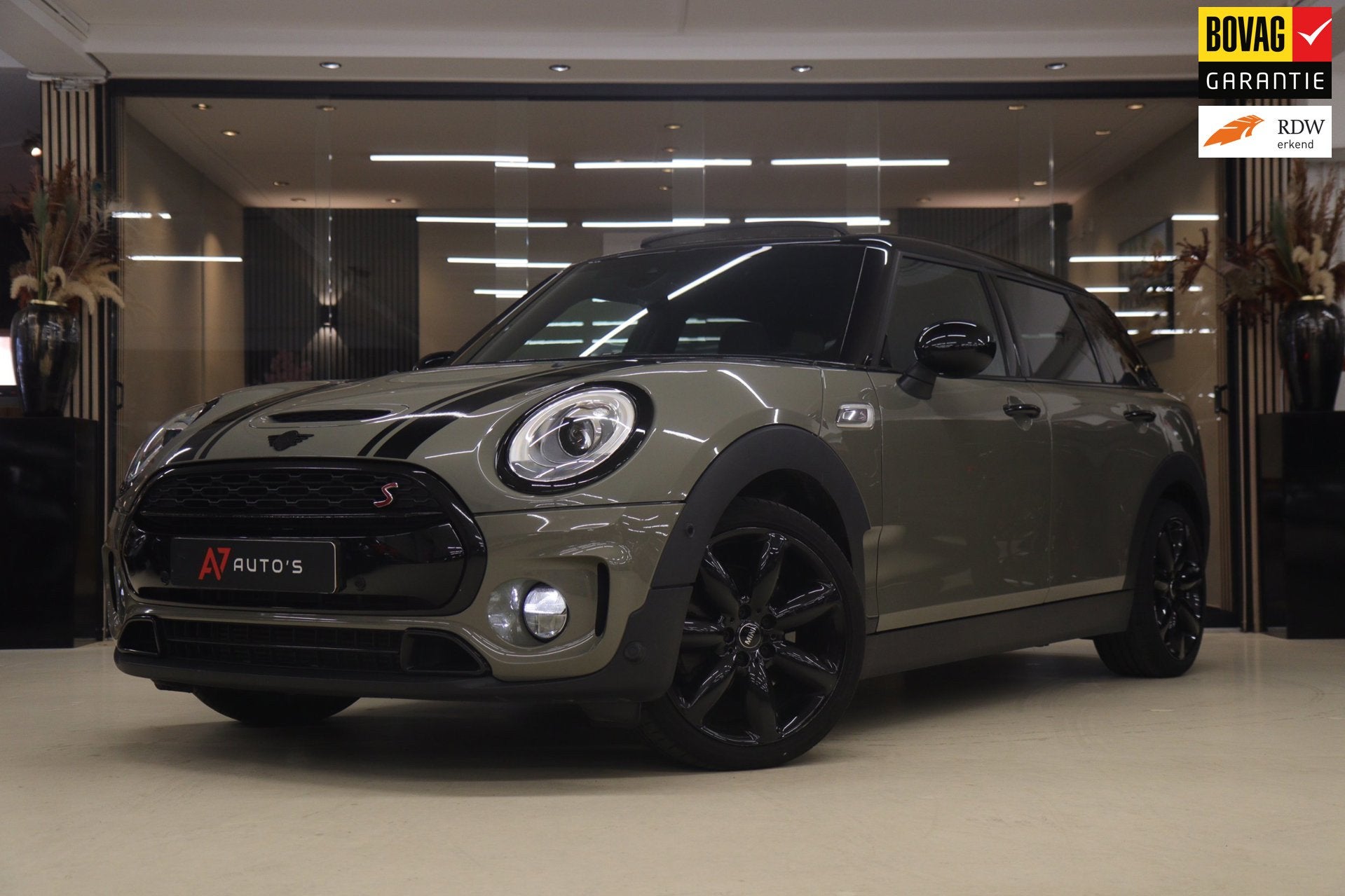 Mini Clubman 2.0 Cooper S Chili Serious Business / PANO/H-K/, Auto's, 1998 cc, Gebruikt, Leder en Stof, 1365 kg