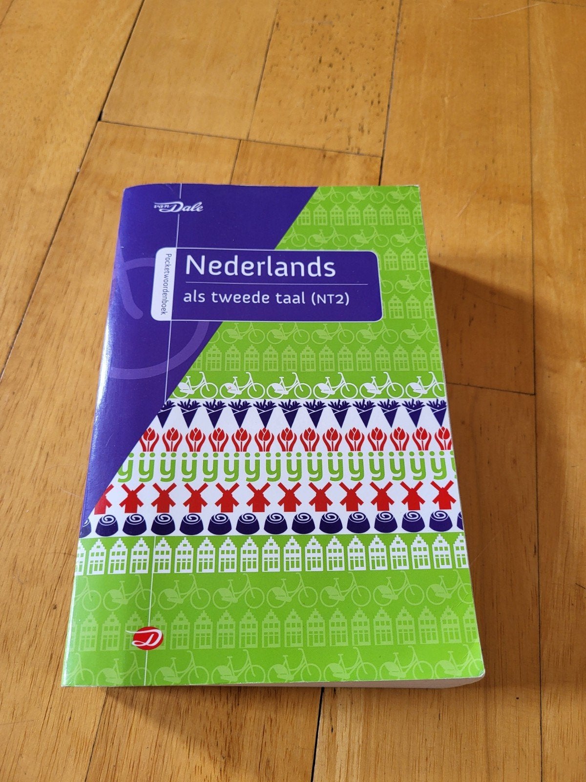 Nederlands als tweede taal (NT2) Van Dale pocketwoordenboek, Gelezen, Nederlands, Ophalen of Verzenden, Van Dale