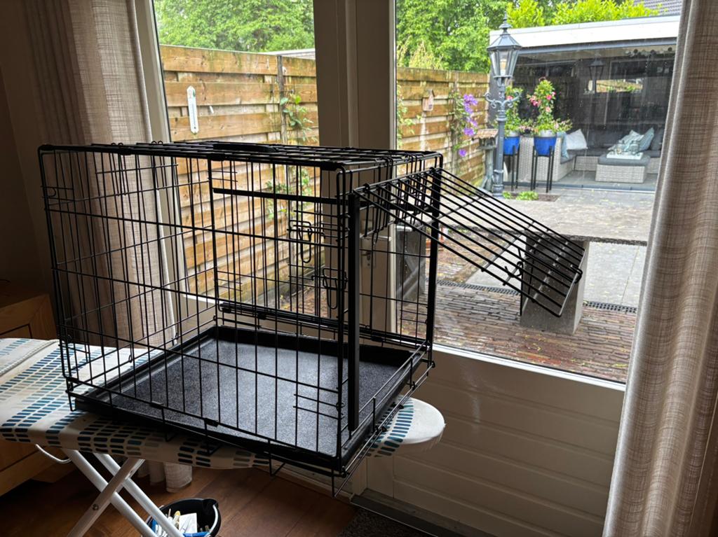Te koop hondenbench opvouwbaar, Dieren en Toebehoren, Hondenhokken, Ophalen of Verzenden, Zo goed als nieuw, Minder dan 75 cm