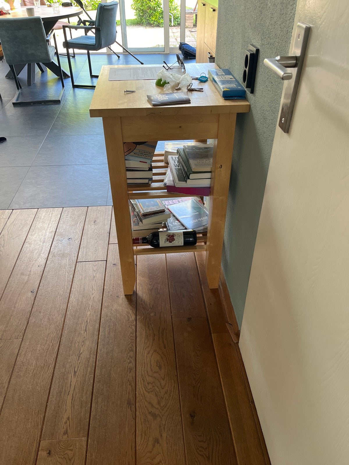 Houten bijzettafel/serveerwagen met wieltjes, Ophalen, Met plank(en), Minder dan 50 cm, Gebruikt