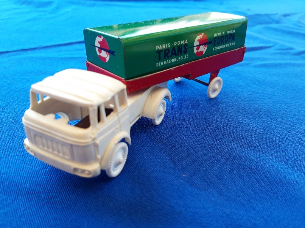 Berliet trekker met oplegger - Vintage - VINTAGE - Sesame, Ophalen of Verzenden, Zo goed als nieuw, Bus of Vrachtwagen