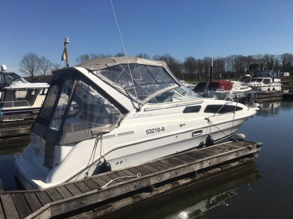 Bayliner 2855 Ciera Sunbridge 7.4 V8 MPI Bravo 3 Duo Prop, Ophalen, Bayliner, Walstroom