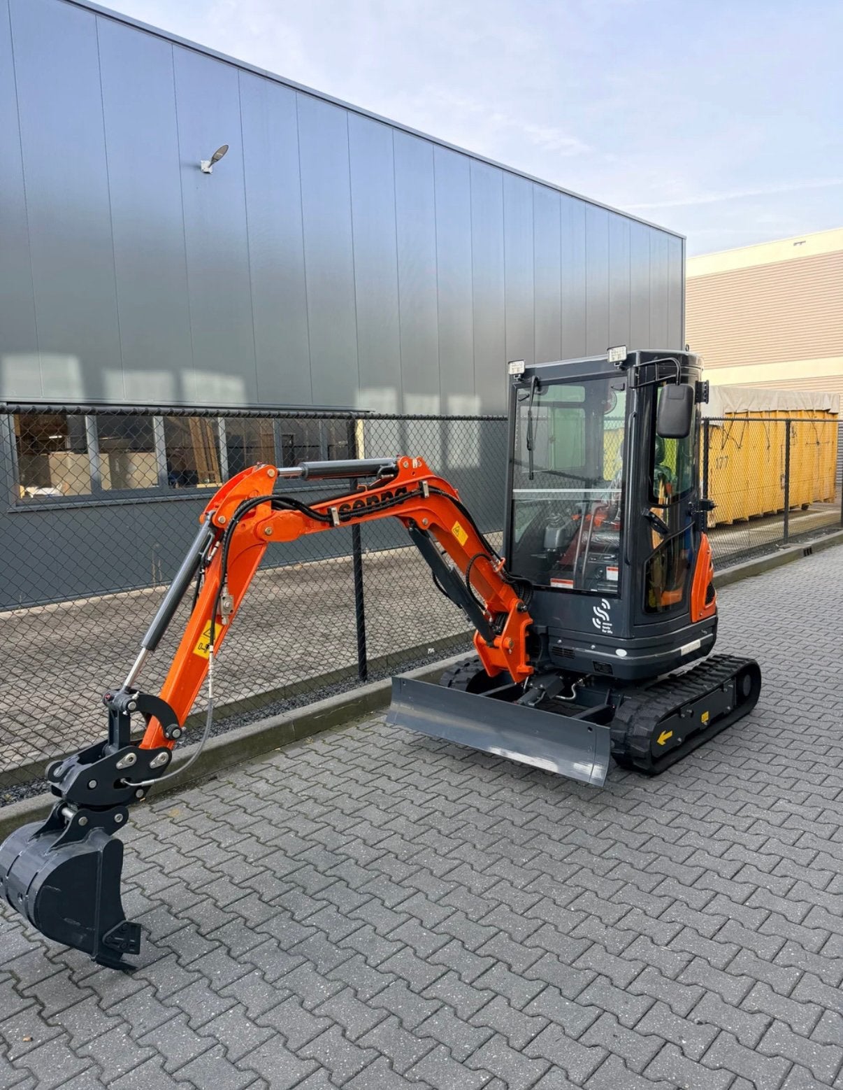Senna Tools SA25 minikraan 2500 kg – Kubota – 3 bakken, Ophalen, Senna, Graafmachine, Senaa