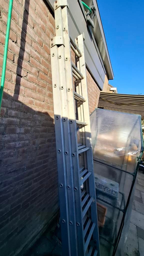 3 delige ladder, Doe-het-zelf en Verbouw, Ladders en Trappen, Ophalen, Gebruikt, 4 meter of meer