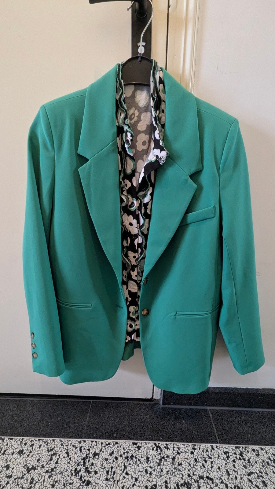 Mooie blazer met bijpassende blouse, Maat 38/40 (M), Geisha, Ophalen of Verzenden, Zo goed als nieuw