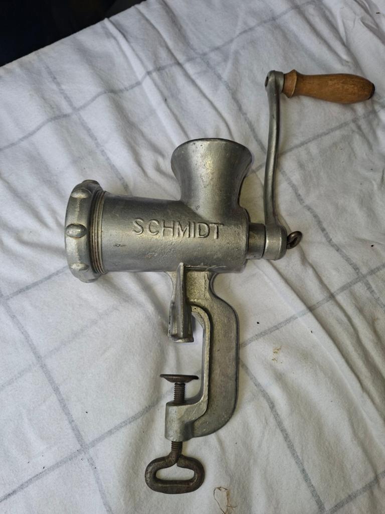 Ouderwetse Schmidt Gehaktmolen - Vintage Keukenhulp, Antiek en Kunst, Ophalen of Verzenden