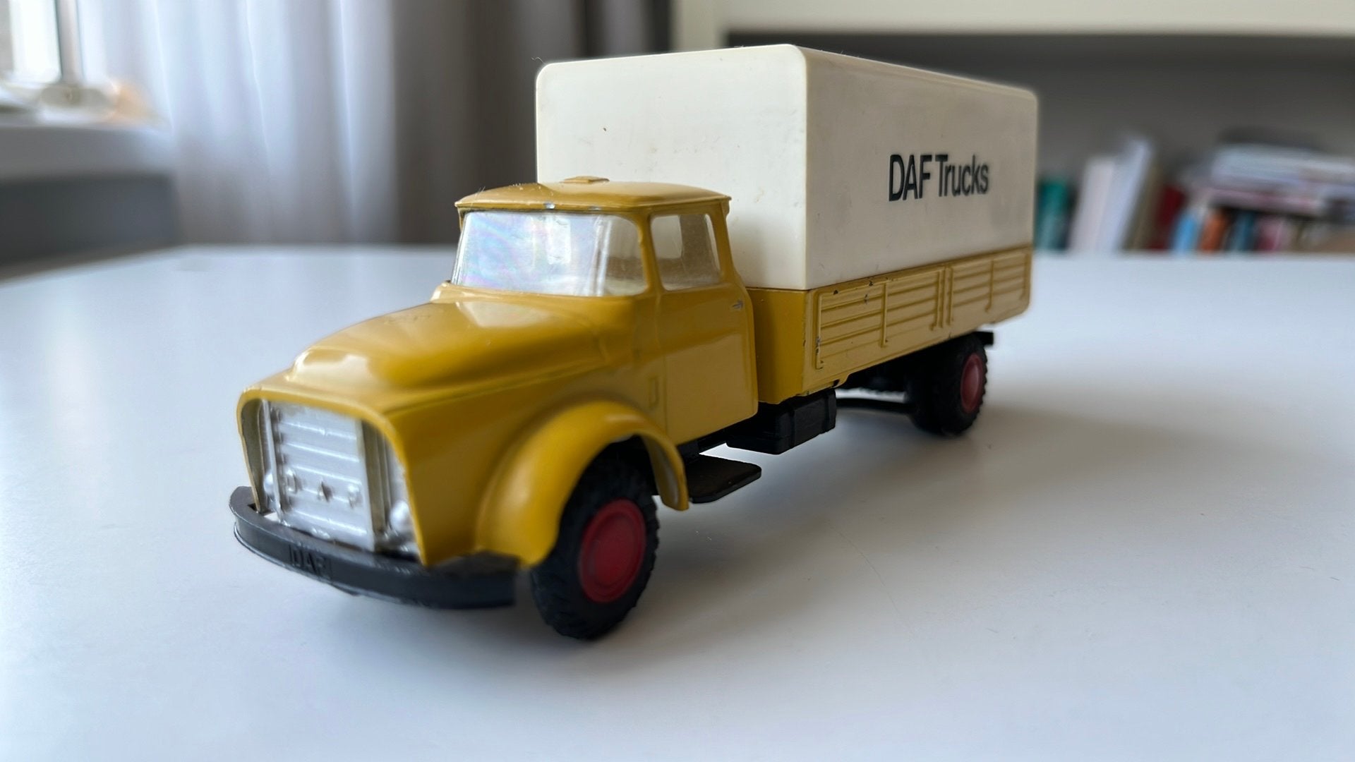 Lion Car Daf Torpedo III “DAF Trucks” zo goed als nieuw, Ophalen of Verzenden, Zo goed als nieuw, Bus of Vrachtwagen, Lion Toys