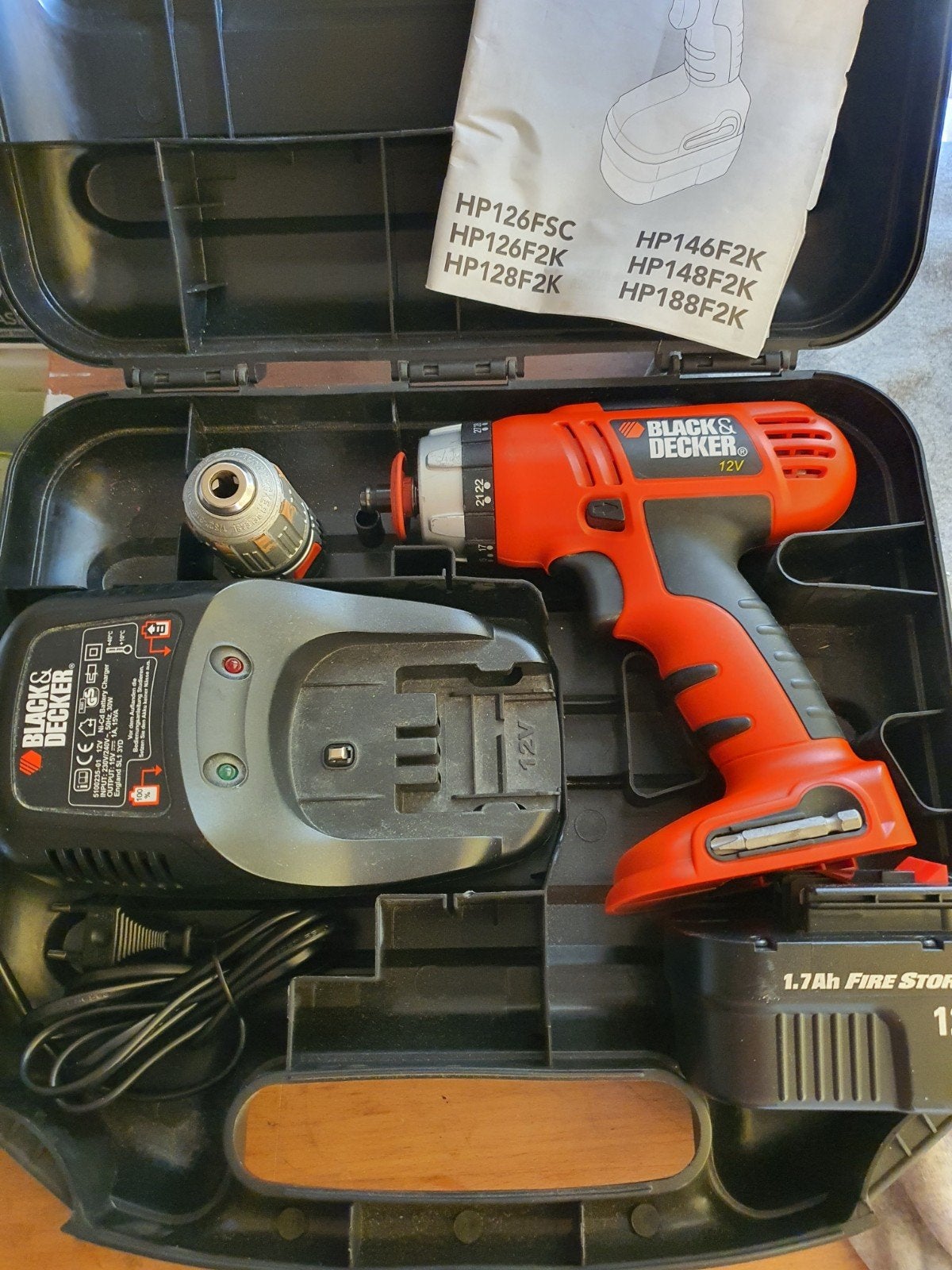 Black & Decker accutol HP126F2K met oplader en accu, Ophalen of Verzenden, Boor- en Schroefmachine