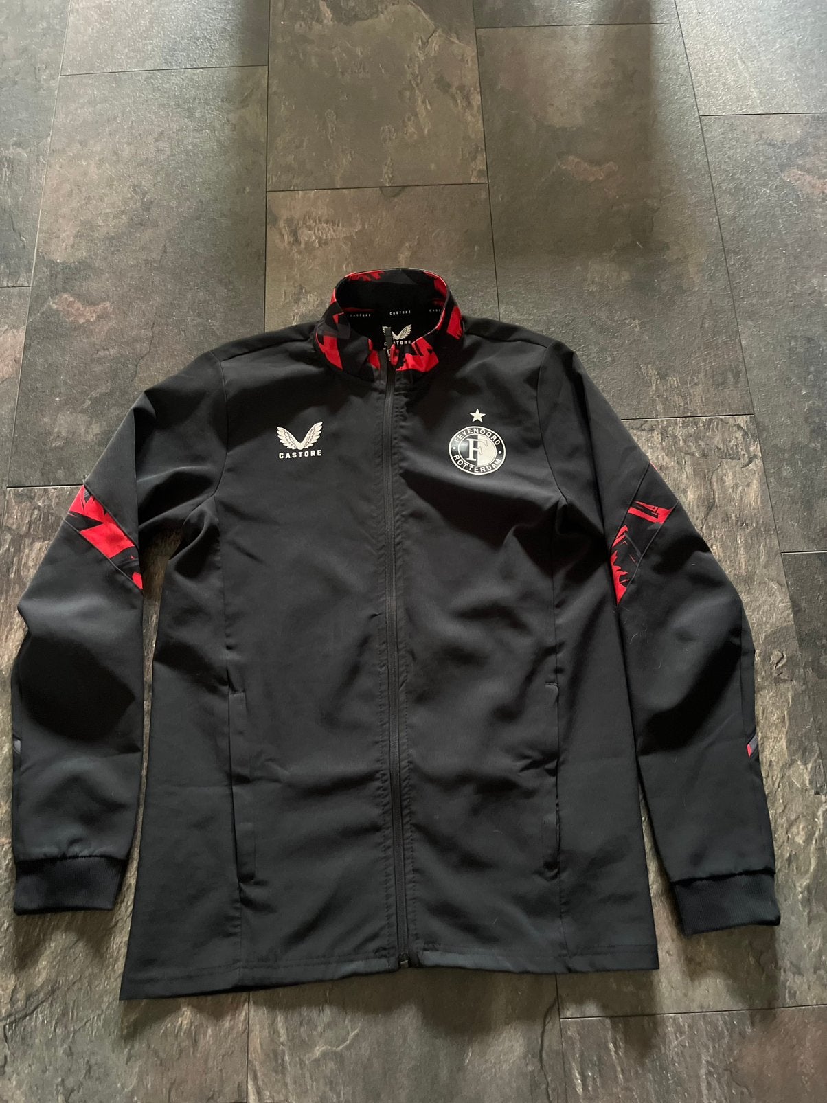 Feyenoord jasje, Kleding | Heren, Zwart, Ophalen of Verzenden, Zo goed als nieuw, Voetbal