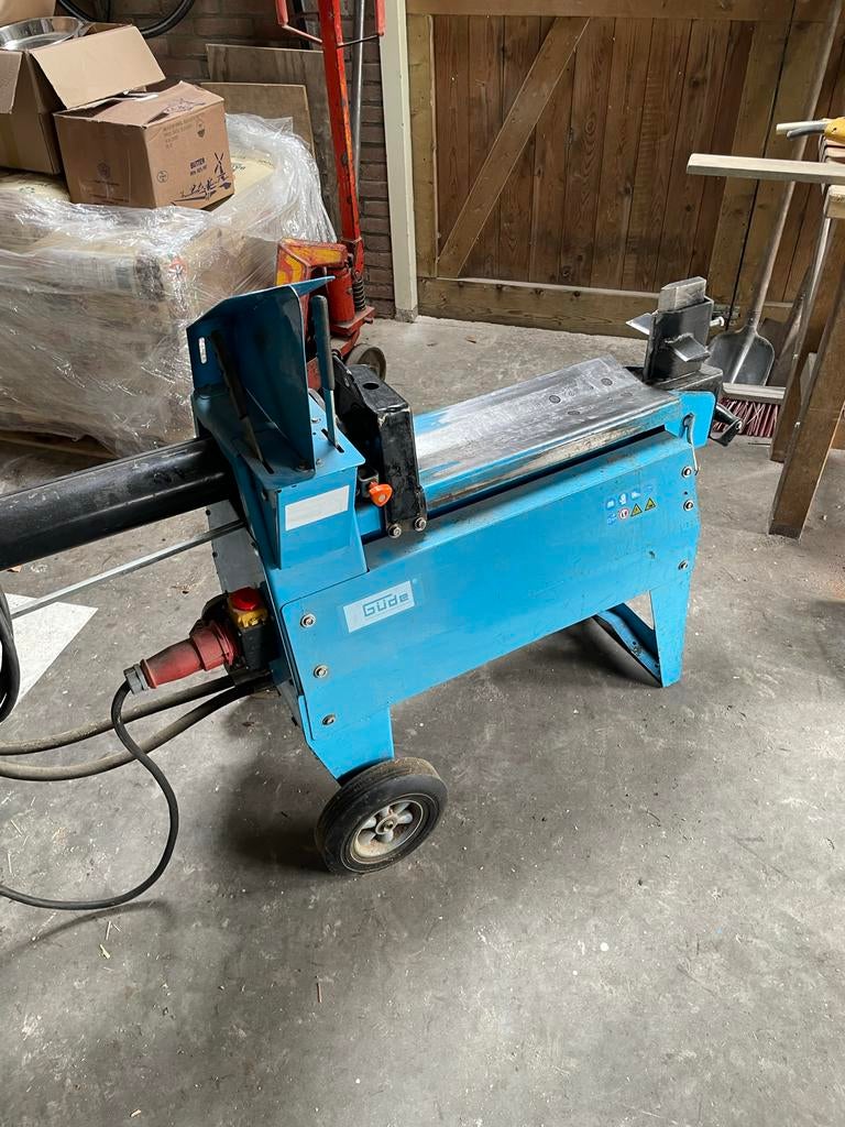 Gude Houtklover - super klover 380 volt, Tuin en Terras, Kloofmachines, Gebruikt, Liggend, Ophalen of Verzenden, Gude