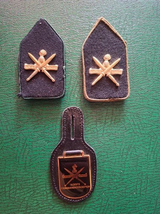3x artikelen Korps Commando Troepen/ KCT, Verzamelen, Militaria | Algemeen, Landmacht, Embleem of Badge, Nederland, Ophalen of Verzenden