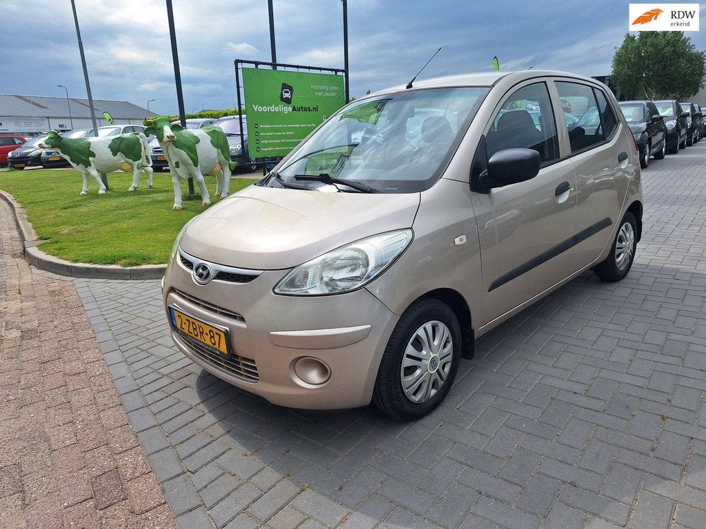 Hyundai I10 1.1 Active Cool / Super zuinig / Slechts 106.394, Auto's, Hyundai, Voorwielaandrijving, Gebruikt, 31 €/maand, Bruin