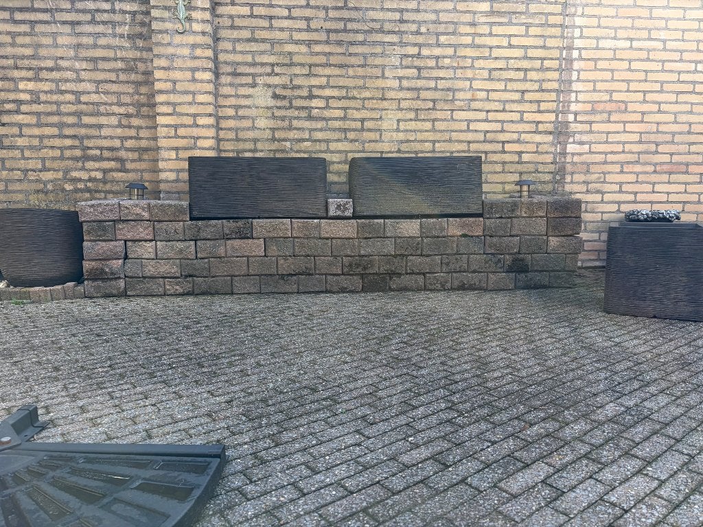 Gratis zwarte grond + stenen, Ophalen, Tuinaarde