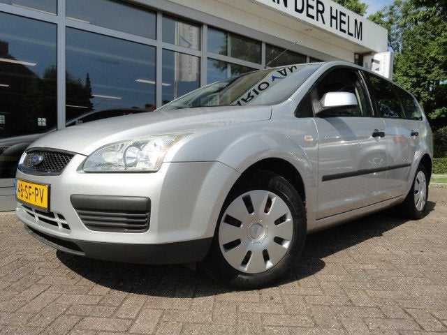 Ford Focus Wagon 1.6-16V Champion, Auto's, Focus, 1596 cc, Gebruikt, Zwart