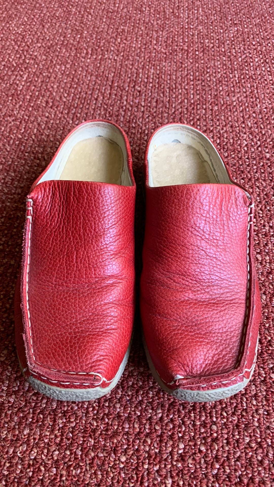 Wolky slippers rood maat 39, Instappers, Ophalen of Verzenden, Gedragen, Rood