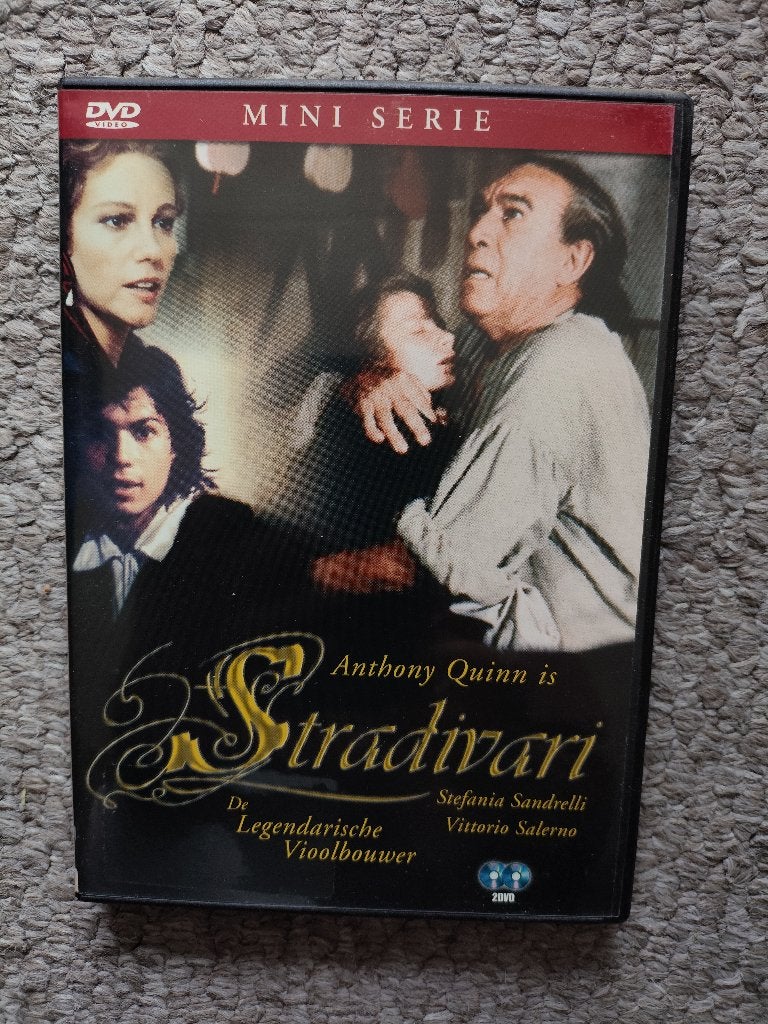 Stradivari mini serie. Nederlands ondertiteld., Alle leeftijden, Ophalen of Verzenden, Zo goed als nieuw, Nederlands