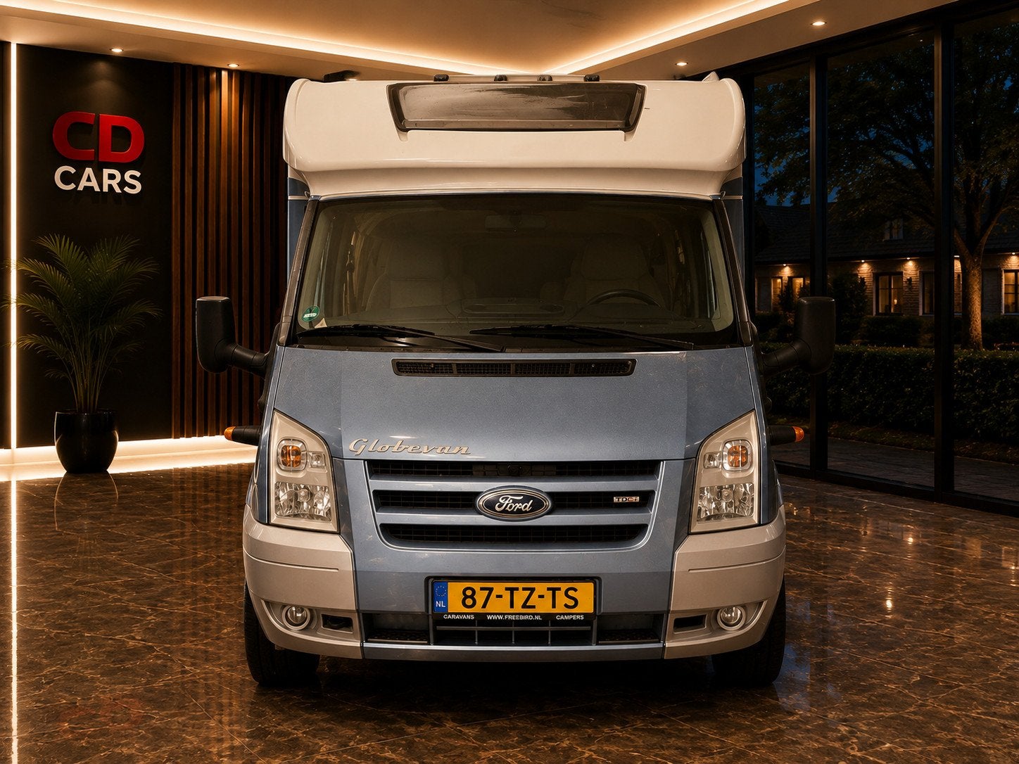 Dethleffs GLOBEVAN 01 Ford Camera, Koelkast, Dwarsbed, Airco, Info@cd-cars.nl, Schelluinsestraat 7
4203NJ  GORINCHEM, NL, 6 tot 7 meter
