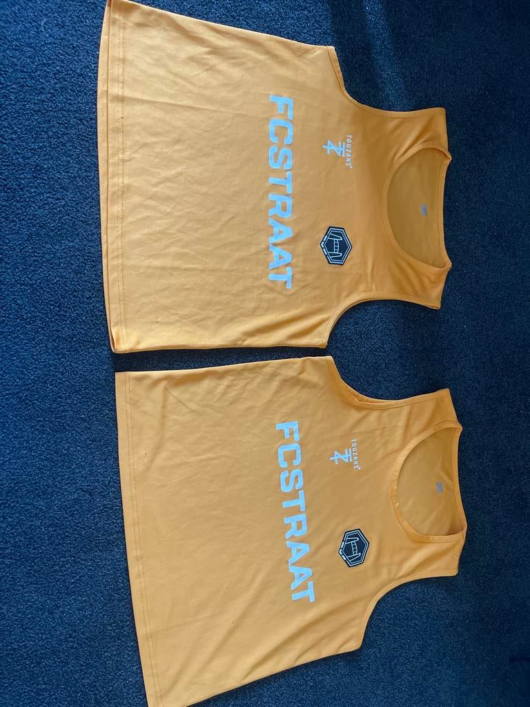 2x FCSTRAAT JUNIOR Sportshirts - Oranje, Maat S, Ophalen, Nieuw, Shirt