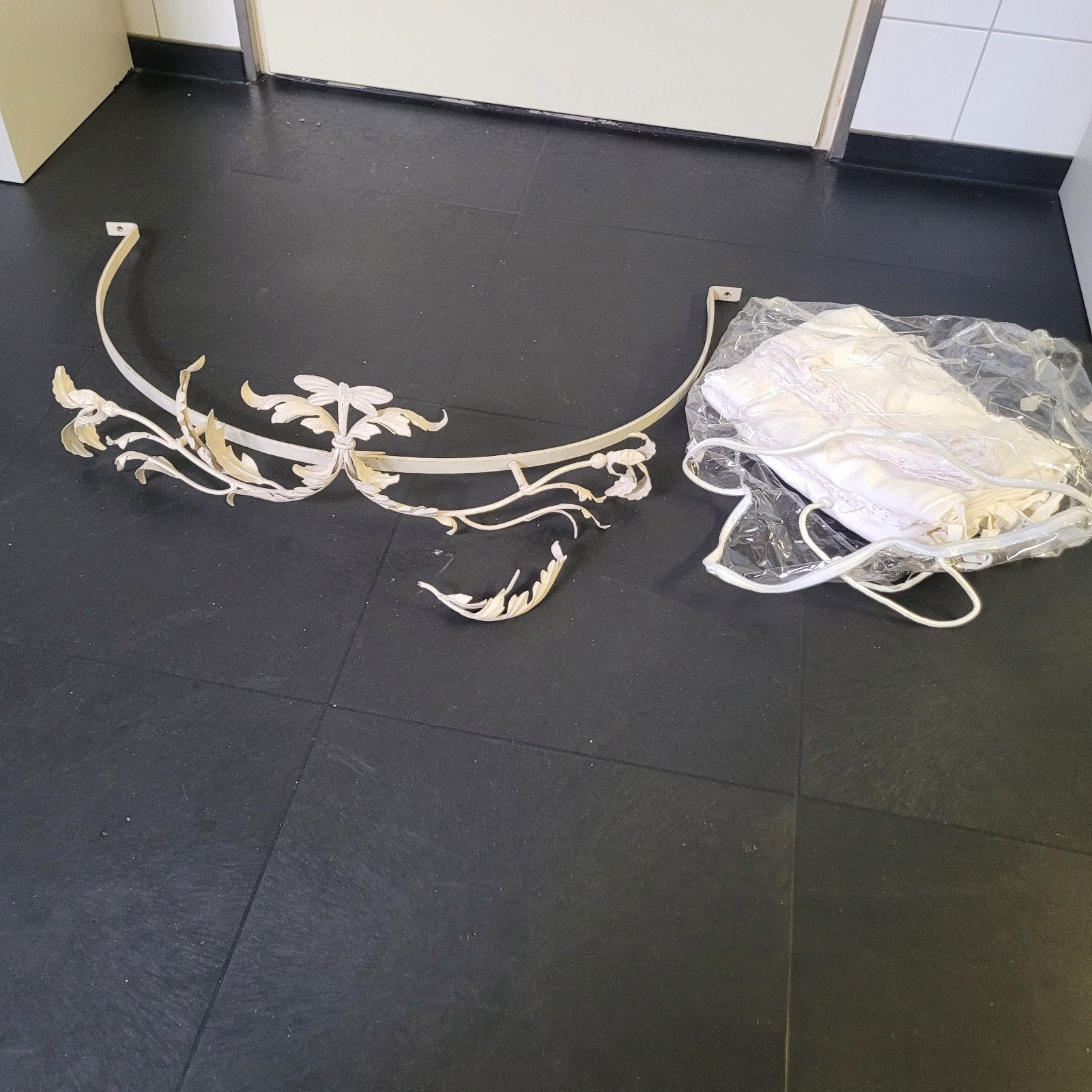 brocante hemel kinderkamer met linnen draperie., Ophalen of Verzenden