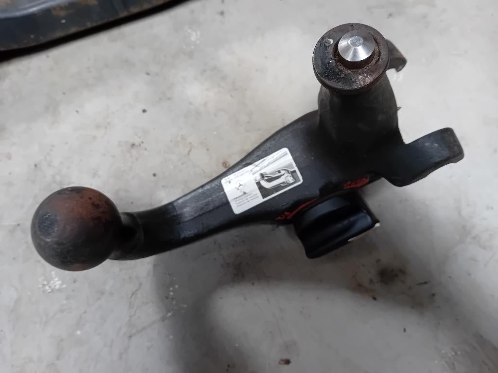 Afneembare kogelkoppeling Mercedes W202,W201, W208, W210, Ophalen of Verzenden, Gebruikt