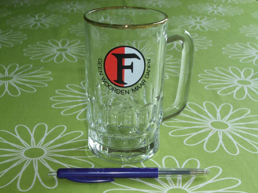 Vintage bierpul Feyenoord - Geen woorden maar daden, Ophalen of Verzenden, Zo goed als nieuw, Feyenoord, Overige typen
