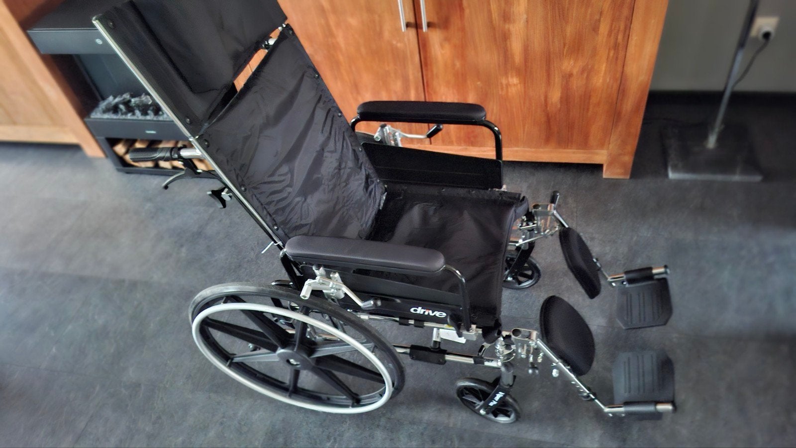 Drive Medical Viper Plus GT Reclining Rolstoel (Zitbreedte 4, Diversen, Ophalen, Inklapbaar, Zo goed als nieuw, Duwrolstoel