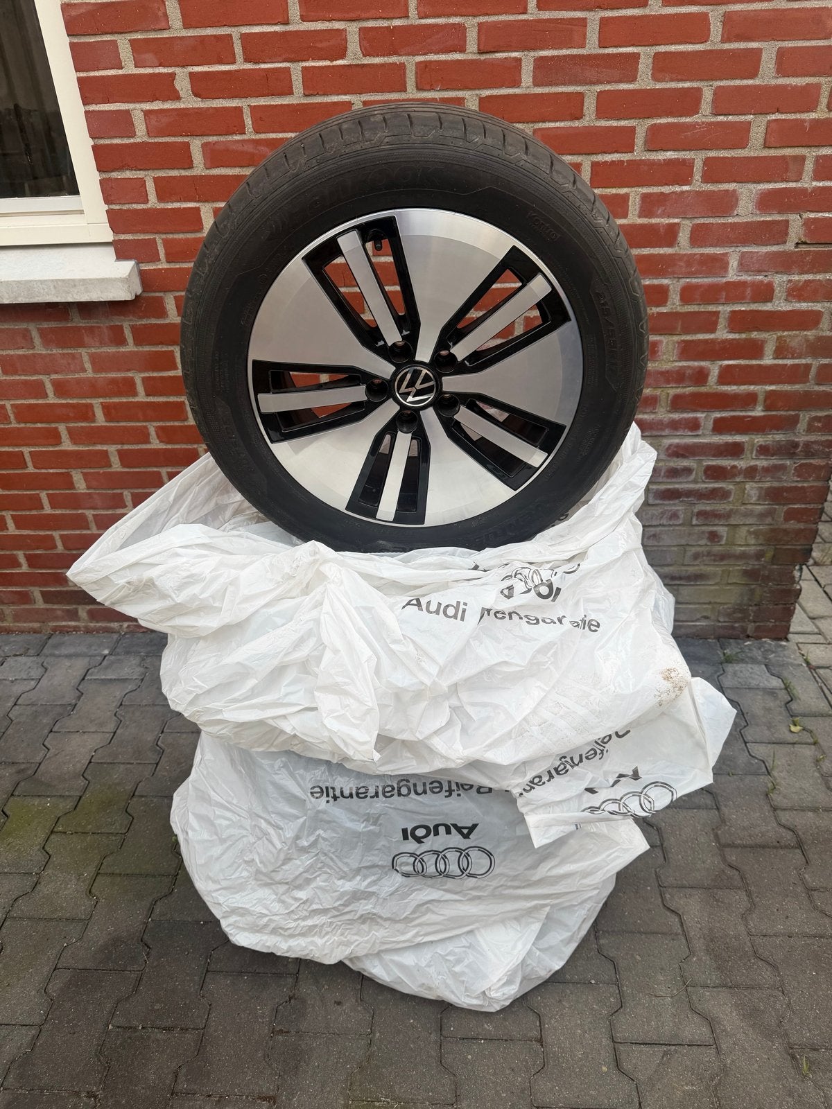 2 Set Lmv VW ID.3/ID.4/ID.5 18 inch velgen met zomerbanden, Auto-onderdelen, Banden en Velgen, Banden en Velgen, 17 inch, Ophalen of Verzenden