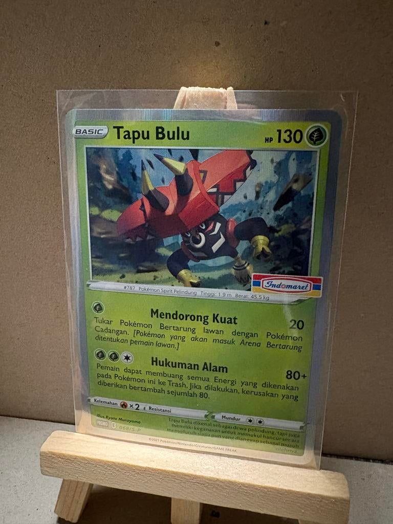 Tapu Bulu Pokémon Kaart - Indomaret Promotie, Ophalen of Verzenden, Zo goed als nieuw, Losse kaart