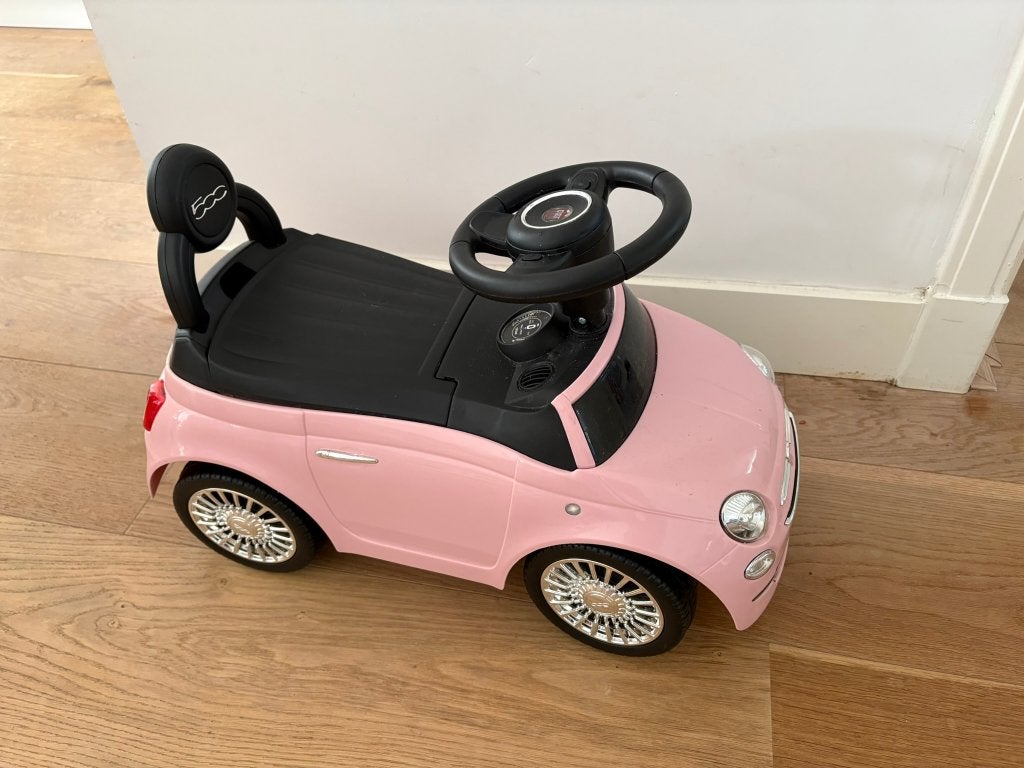 Roze Fiat 500 loopauto met geluid, Ophalen of Verzenden, Zo goed als nieuw, Loopvoertuig