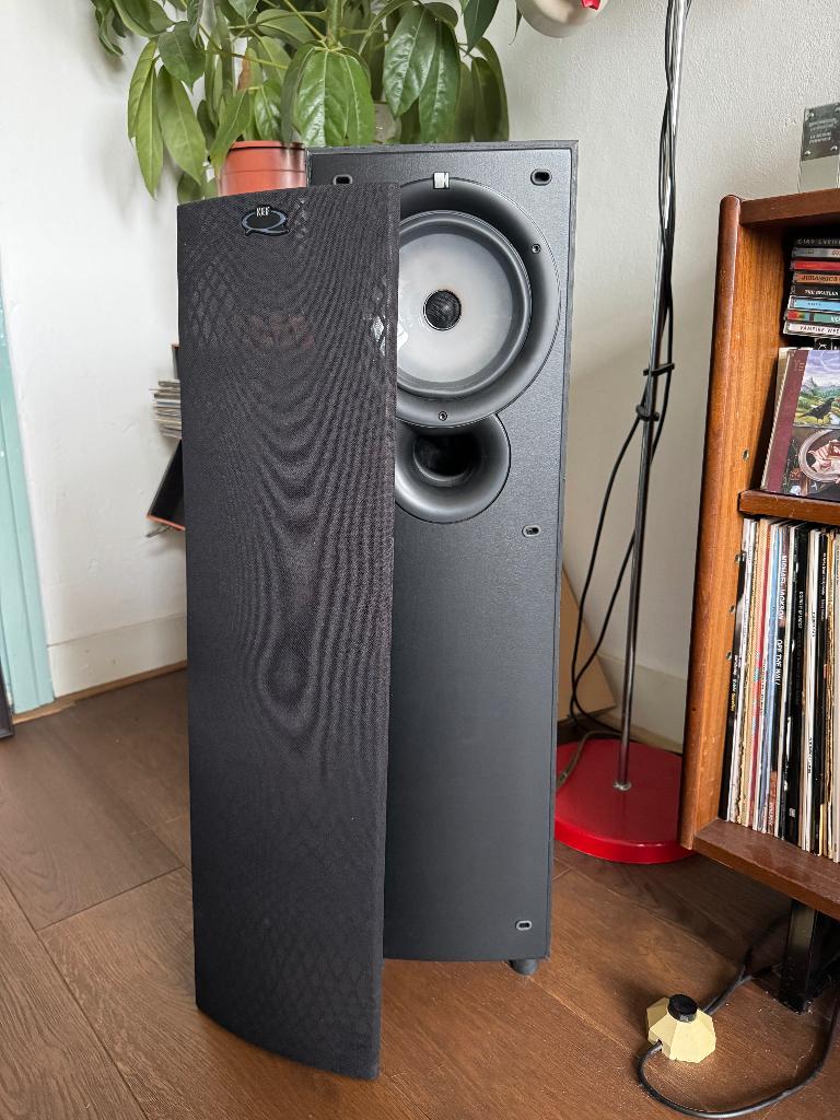KEF Q35 Vloerstaande Speakers, Gebruikt, 60 tot 120 watt, Front, Rear of Stereo speakers, Ophalen