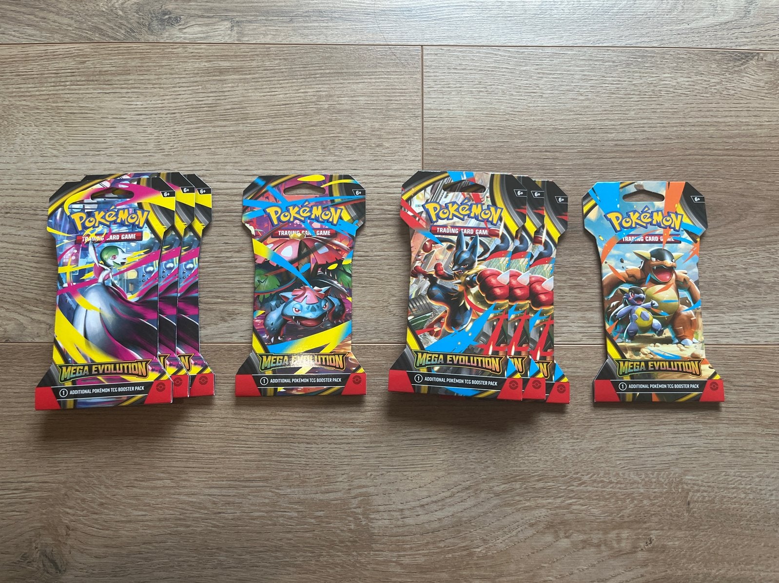 Mega Evolution Sleeved Booster Packs, Ophalen, Nieuw, Booster